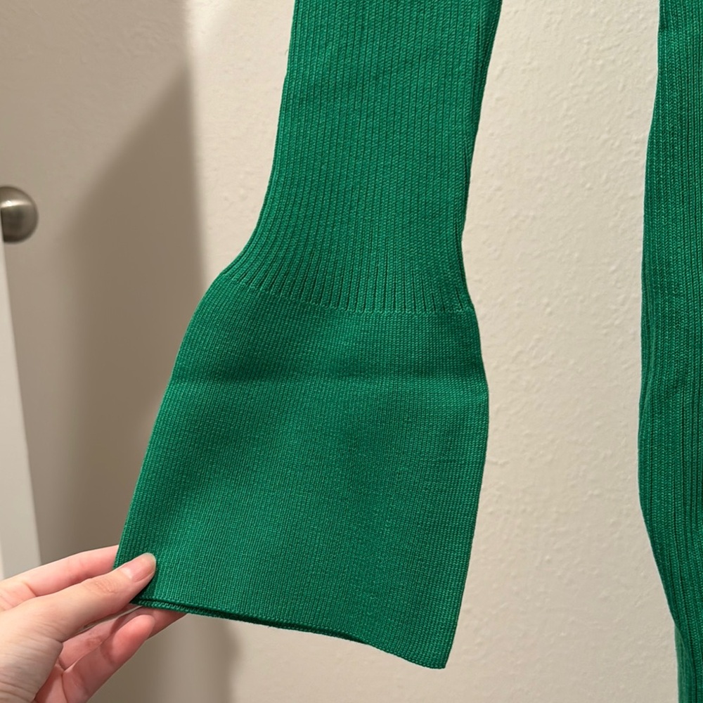 Green Ribbed Knit Dress - Picture 3 of 5